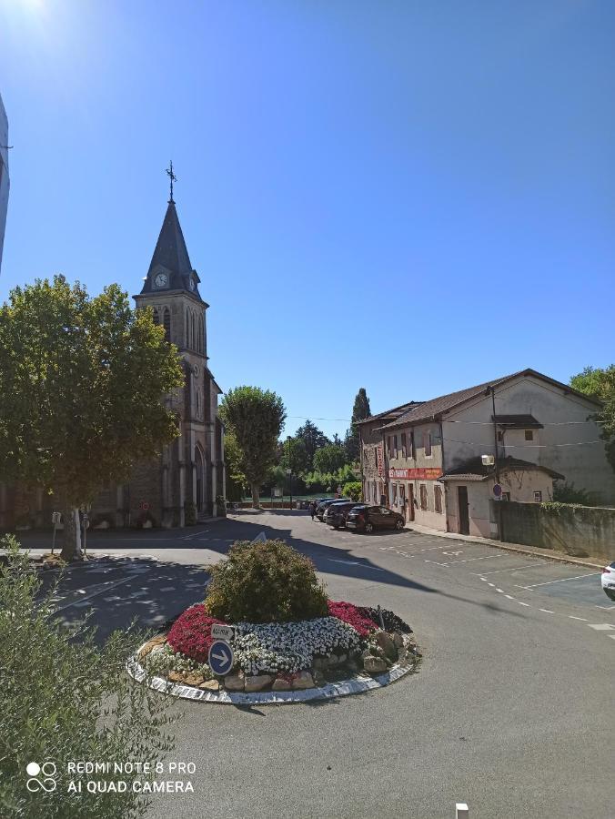 Hotel De La Place Loyettes Luaran gambar