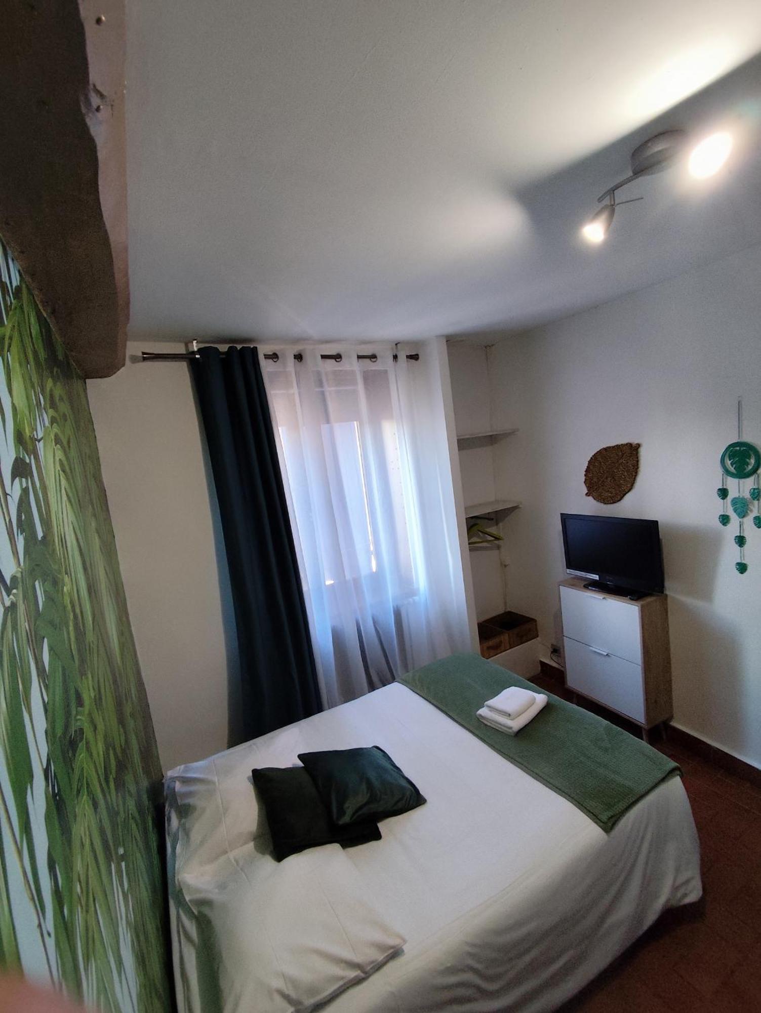 Hotel De La Place Loyettes Luaran gambar